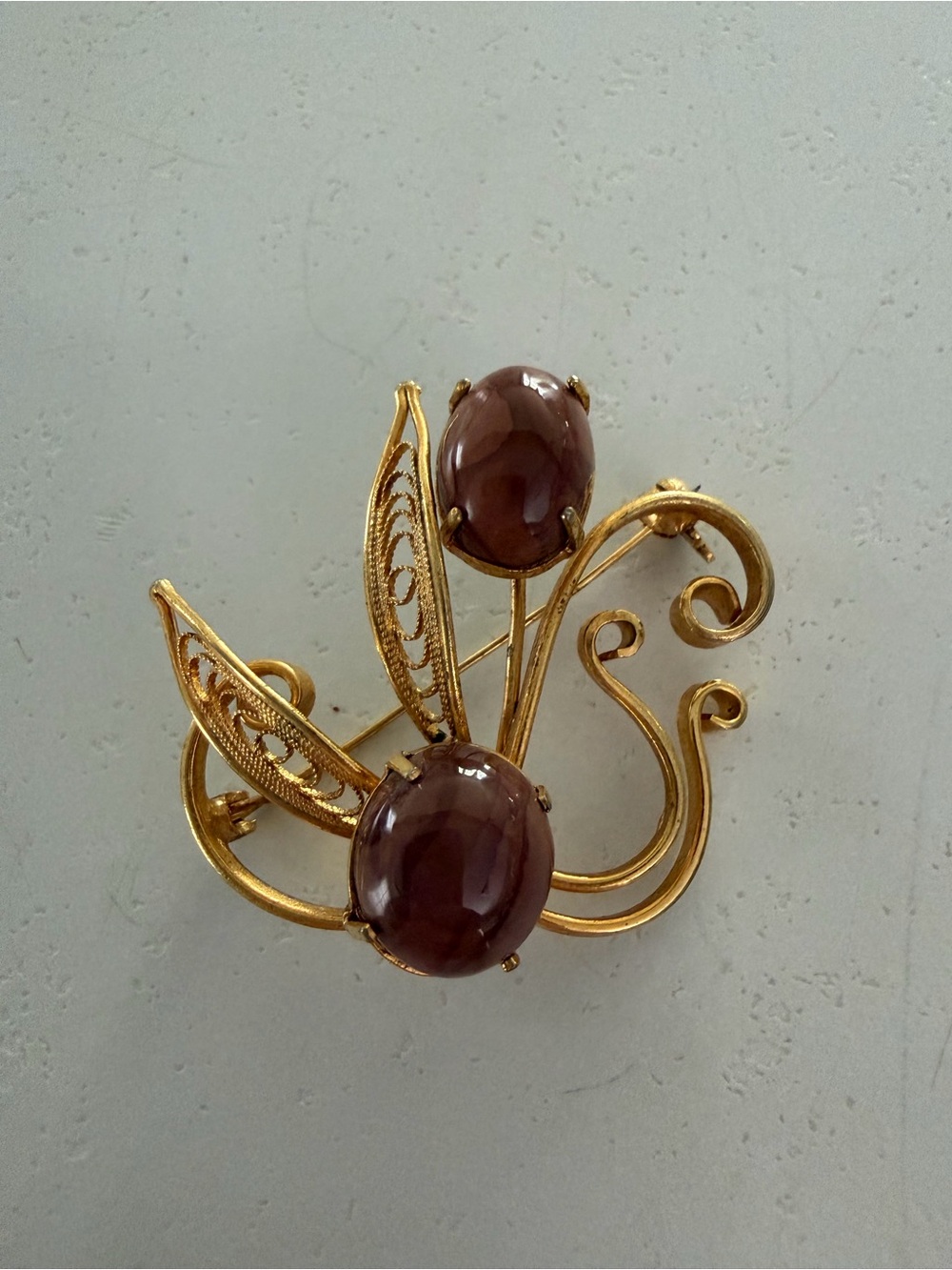 Gold Floral filigree Brooch with Brown Cabochon Stones